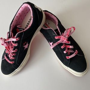 Converse One Star Ox Hello Kitty Black